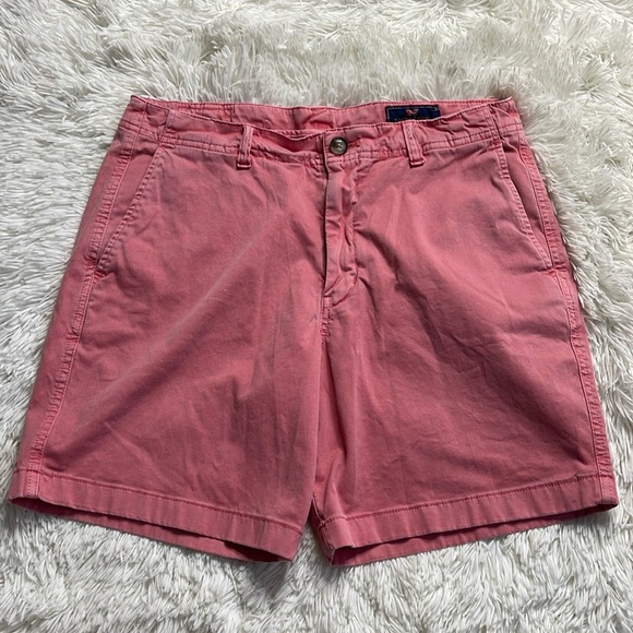 Vineyard Vines Island Shorts - Picture 1 of 9